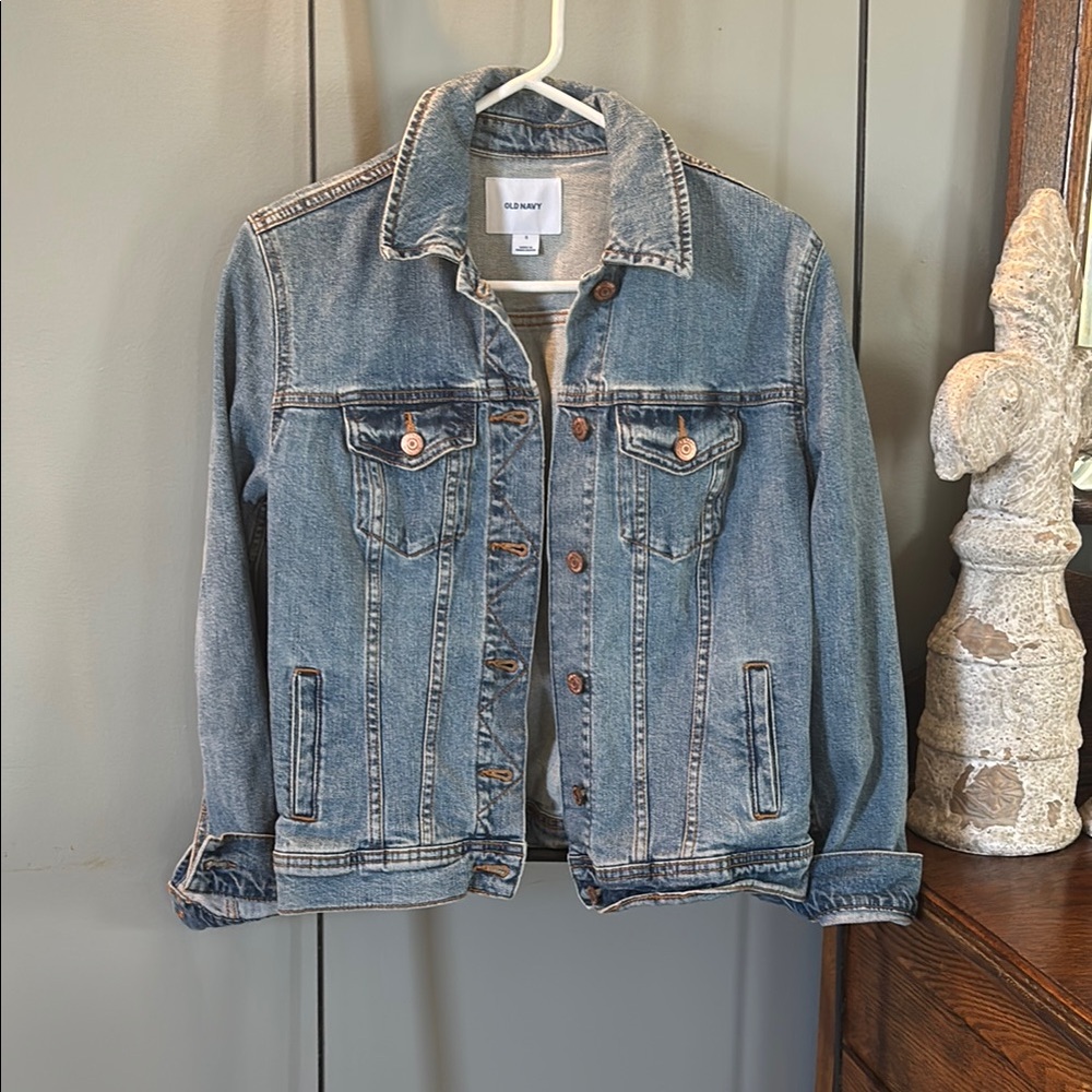 Old Navy Classic Cotton Blue Denim Jacket with Light Stretch Size Small